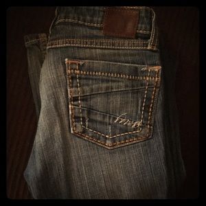 COPY - Women’s BKE 25x35 1/2